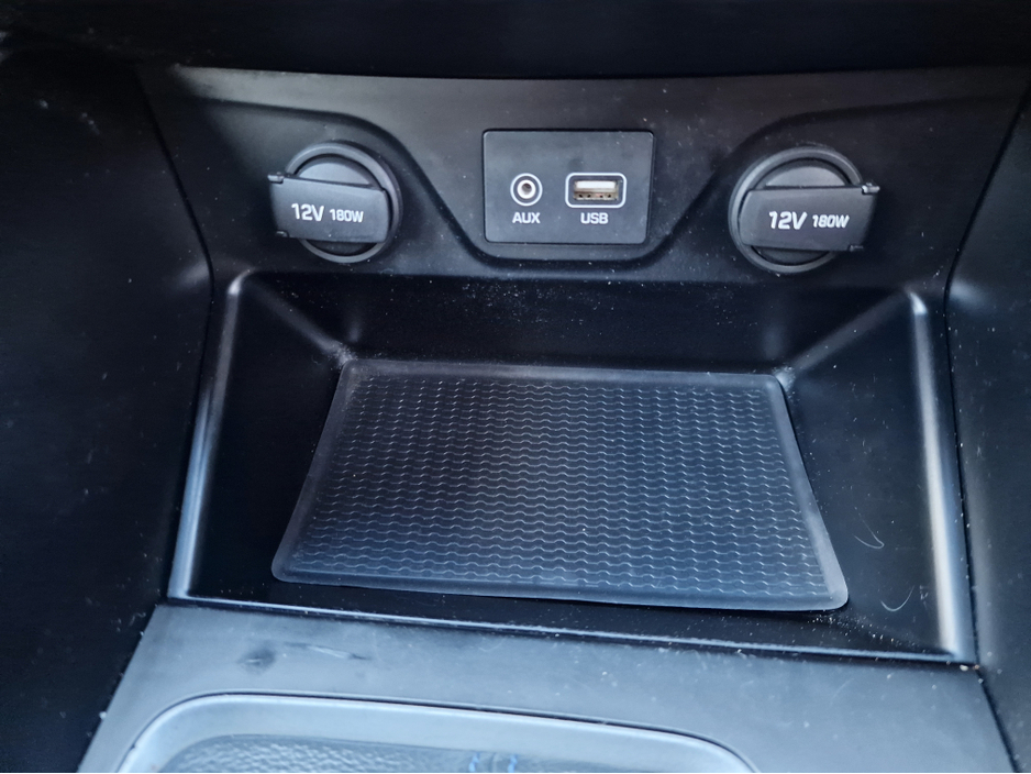 2015 Hyundai Tucson 2.0 CRDI SE NAV-LOW MILEAGE-NEW NCT €12,450