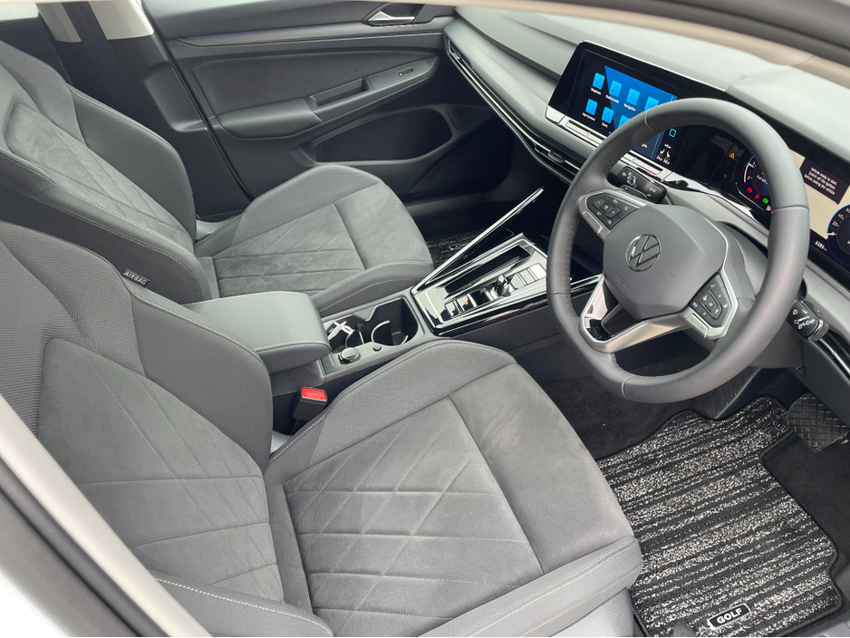 2024 Volkswagen Golf 2.0 TDI 150 BHP DSG STYLE 5 DOOR. €34,950