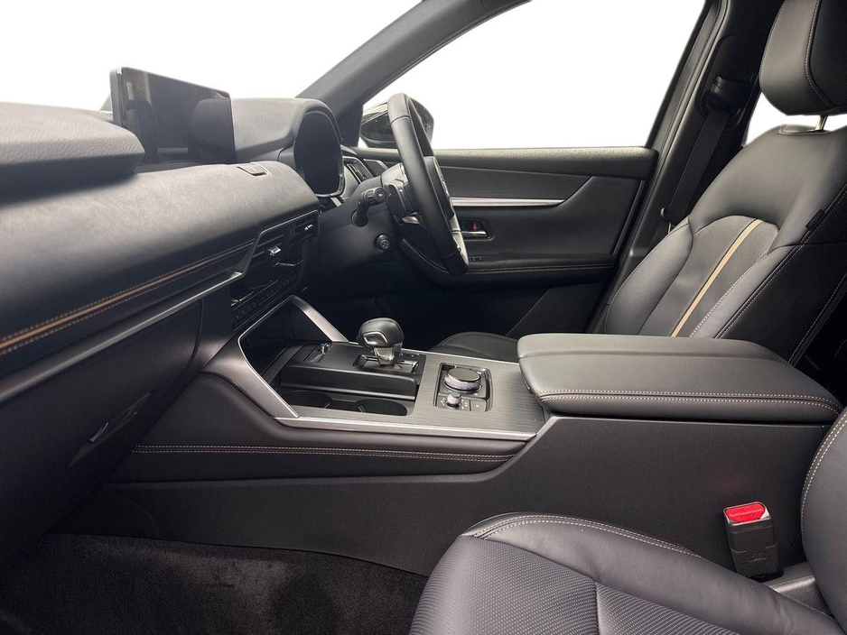 2026 Mazda CX-80 - image 2