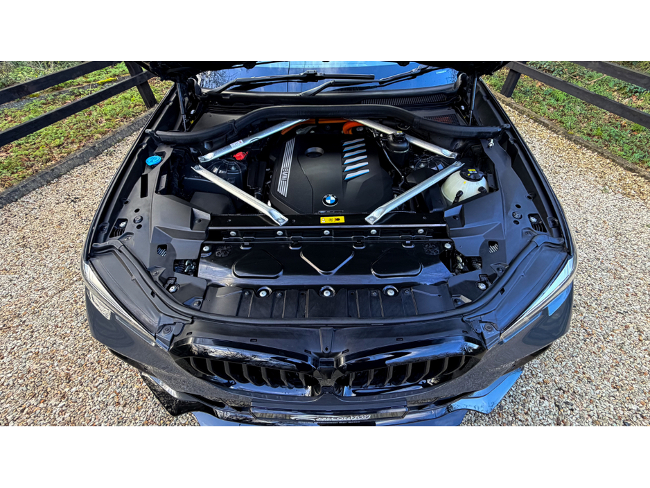 2021 BMW X5 - image 13