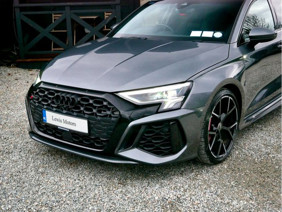 2023 Audi RS3 - image 9