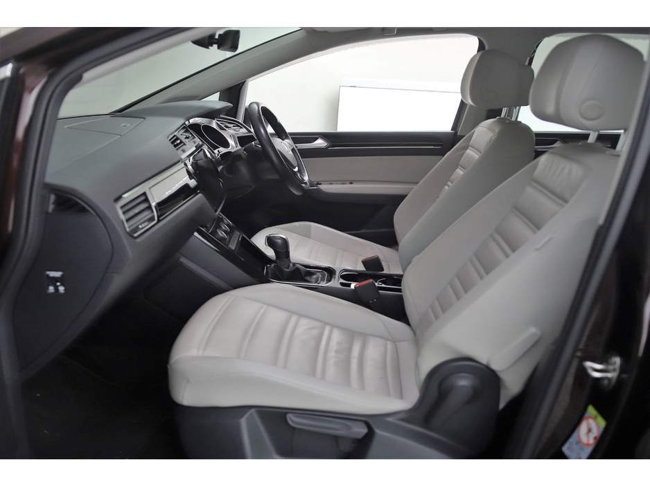2020 Volkswagen Touran 2.0 TDI DSG COMFORTLINE *FULL BEIGE LEATHER*