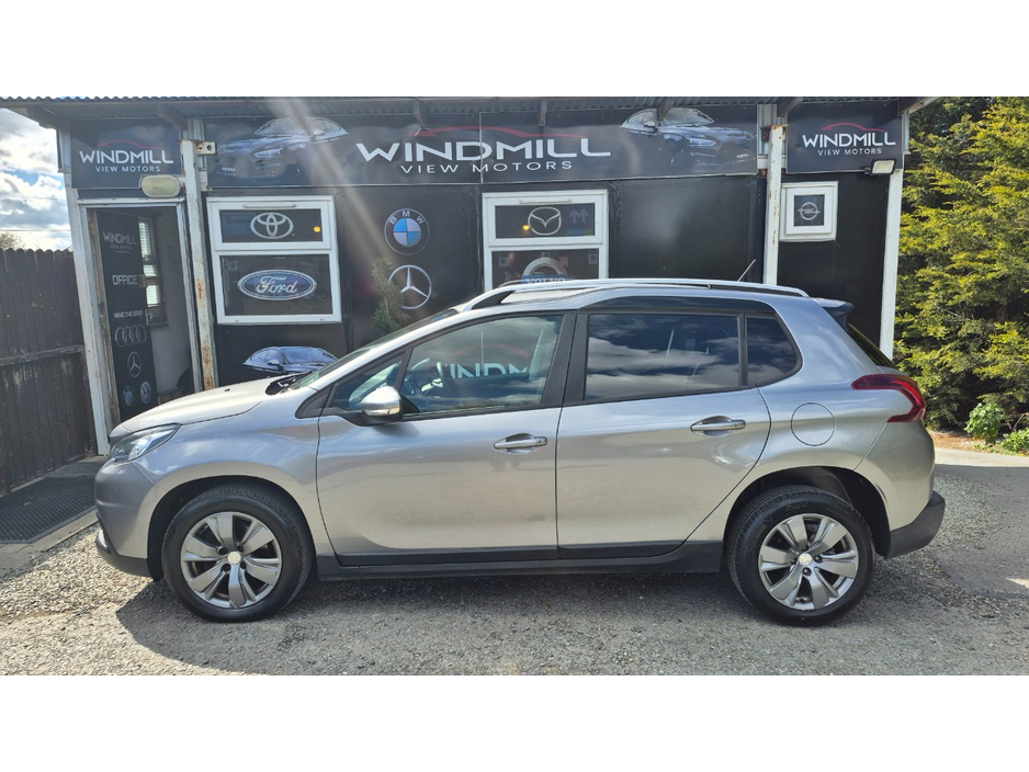 2018 Peugeot 2008 - image 4