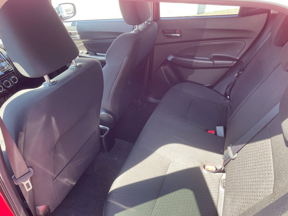 2022 Suzuki Swift - image 10