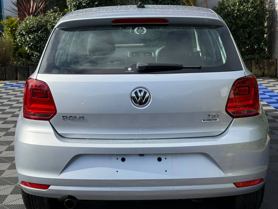 2015 Volkswagen Polo - image 16