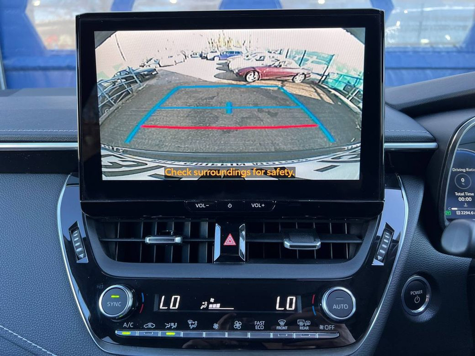 2023 Toyota Corolla - image 7