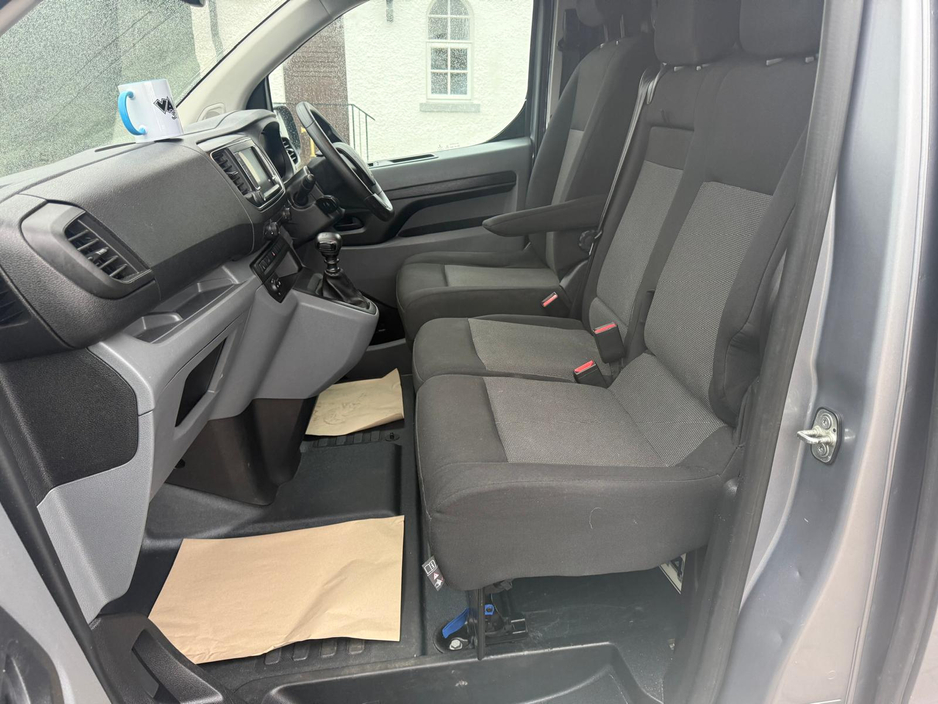 2022 Peugeot Expert Professional NO VAT!! 1.5 BlueHDi 100bhp €17,995