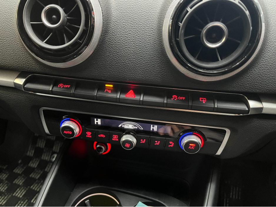 2015 Audi A3 - image 17