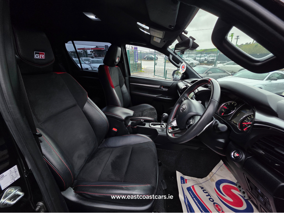 2023 Toyota Hilux GR EDITION 2.4D 360 REV CAMERA  4X4 HALF LEATHER  SEATS - €48,500