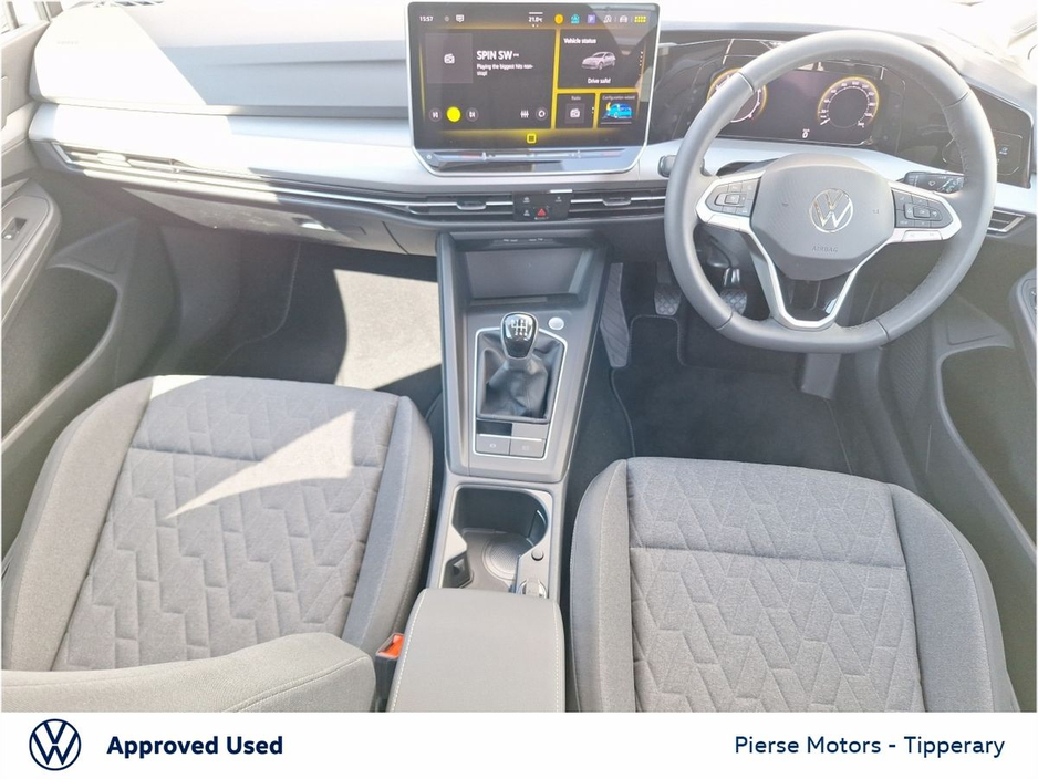 2025 Volkswagen Golf LAUNCH EDIT 1.5 TSI 115HP €32,950