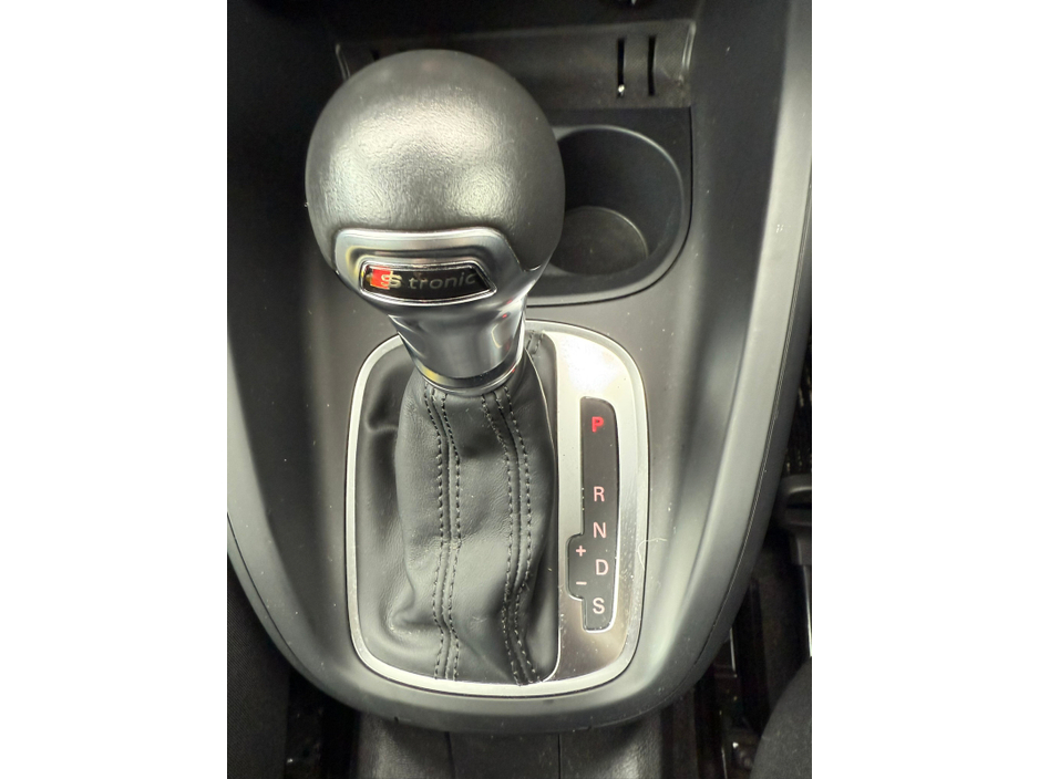 2015 Audi A1  €12,990