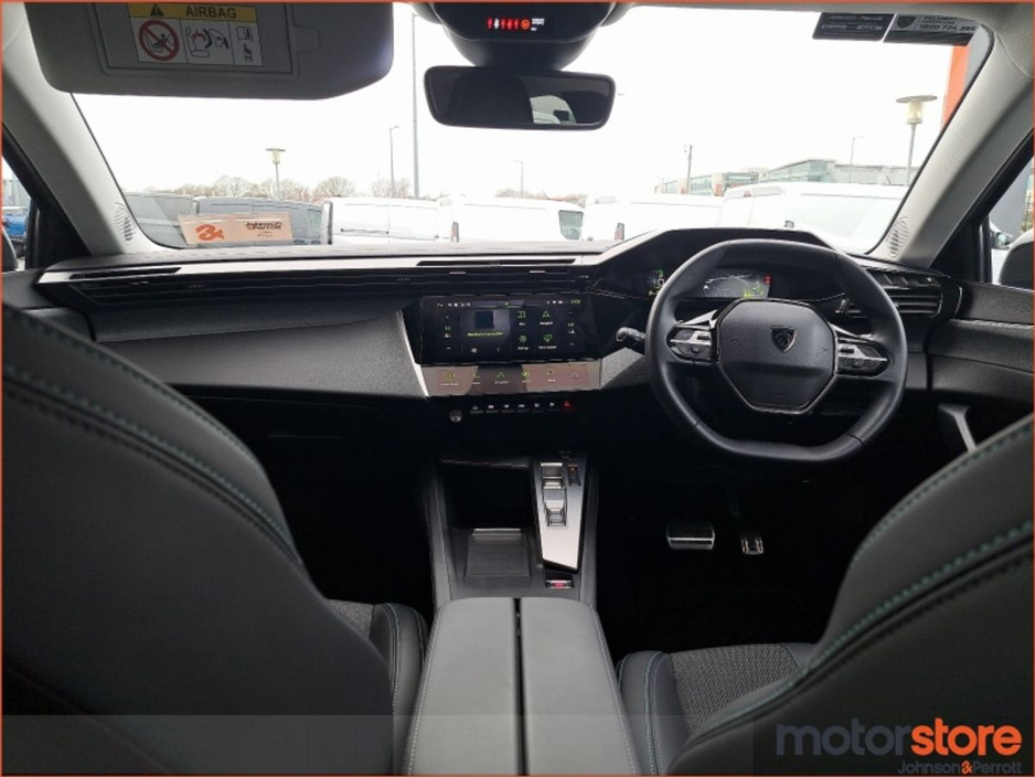 2025 Peugeot 308 1.2 Puretech 130bhp Allure Auto €35,900