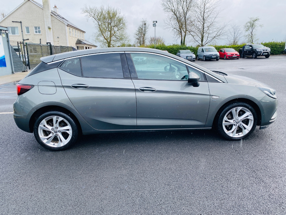 2019 Opel Astra - image 4