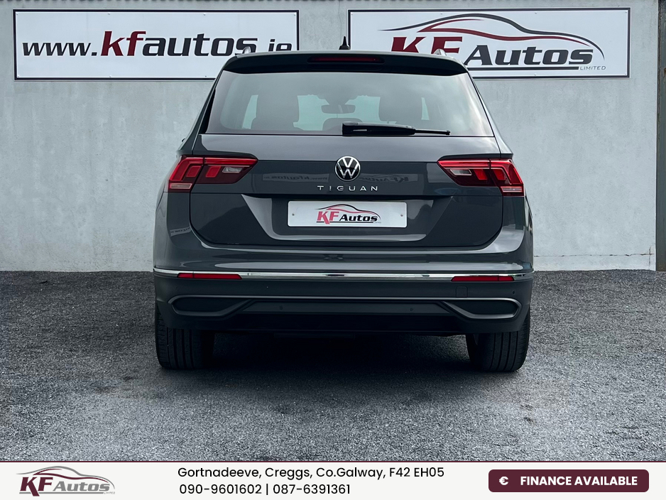 2022 Volkswagen Tiguan Life 2.0TDI 150bhp 6 Speed Manual 5dr - 221 Reg €30,995