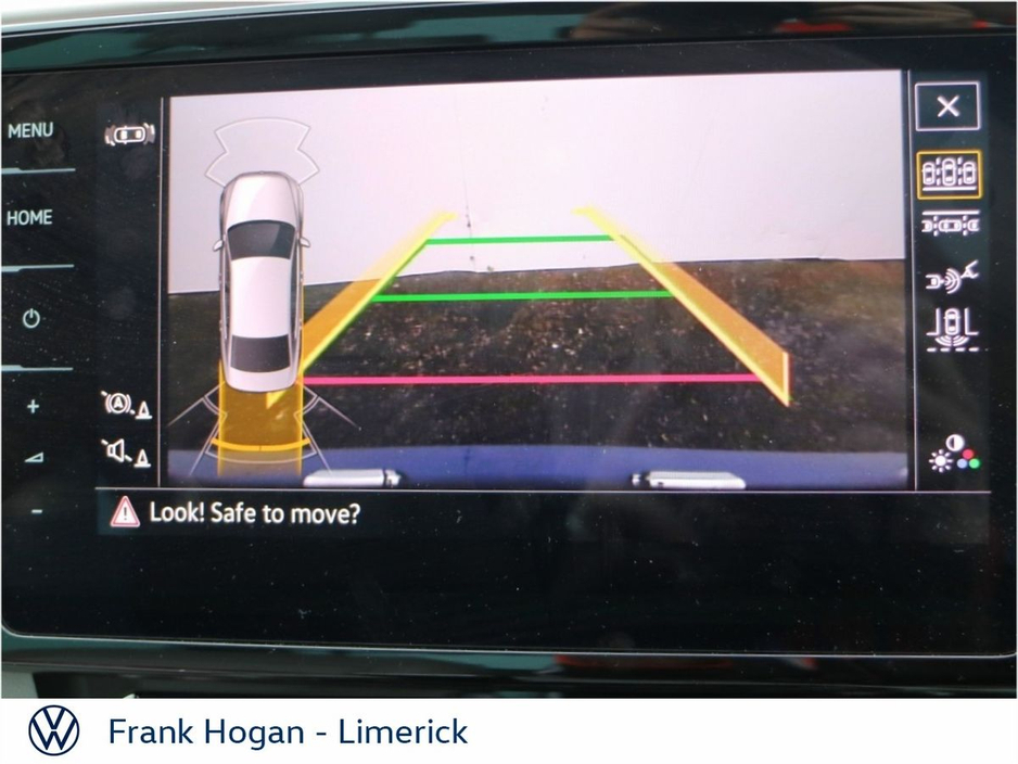 2020 Volkswagen Passat - image 13