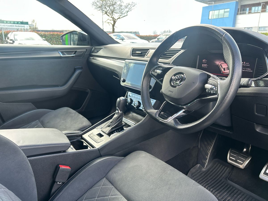 2024 Skoda Superb - image 6