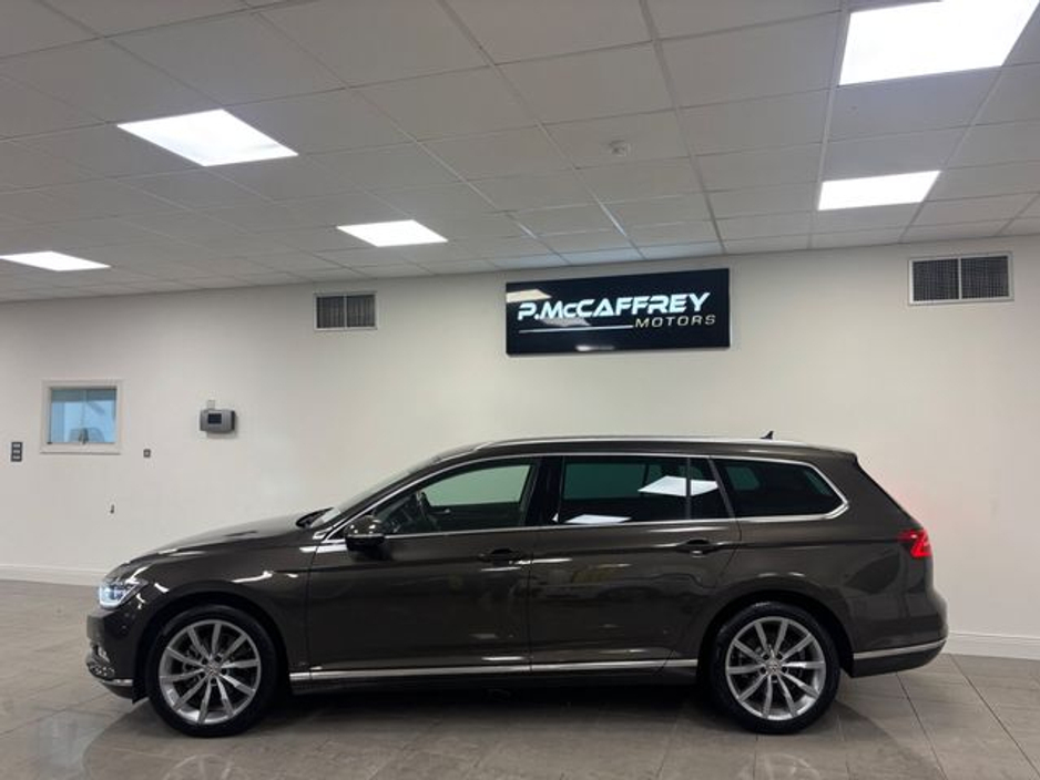 2020 Volkswagen Passat 2.0 TDI 150HP Highline DSG €21,495
