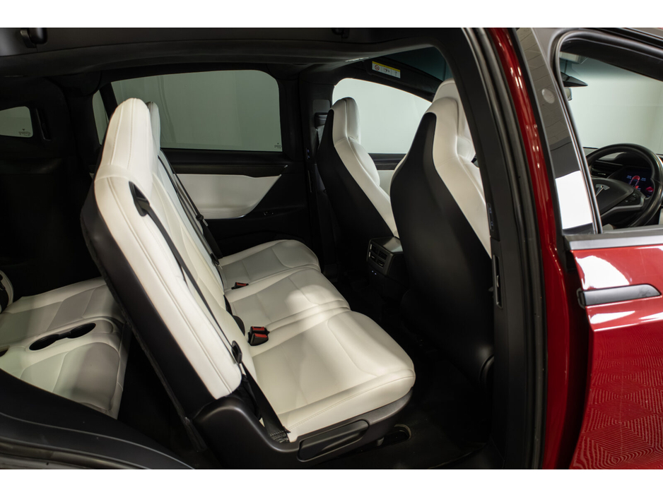 2019 Tesla Model X - image 12