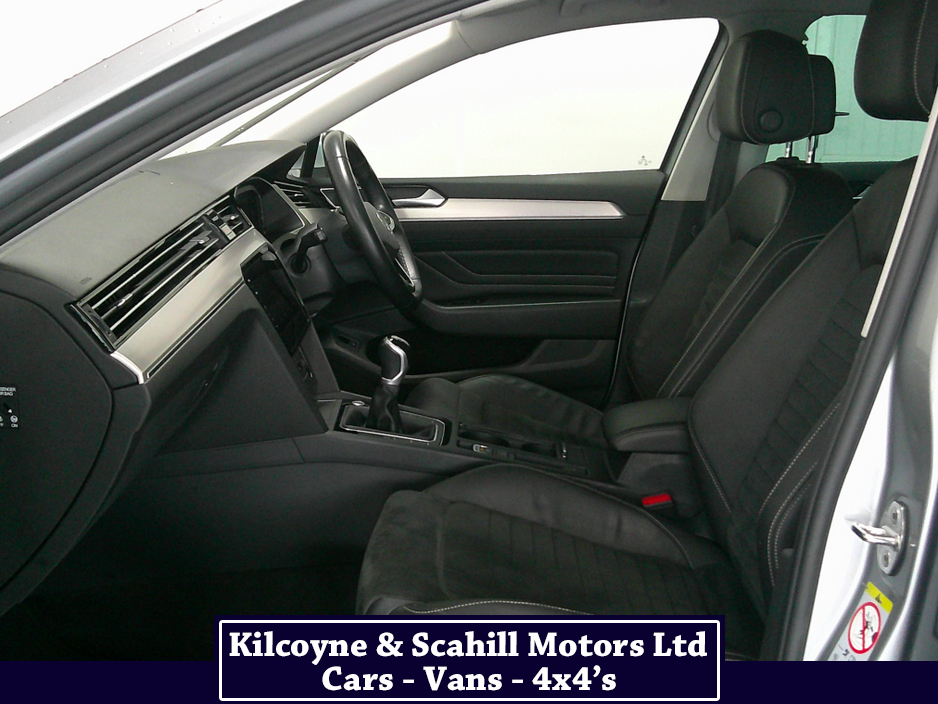 2022 Volkswagen Passat - image 11