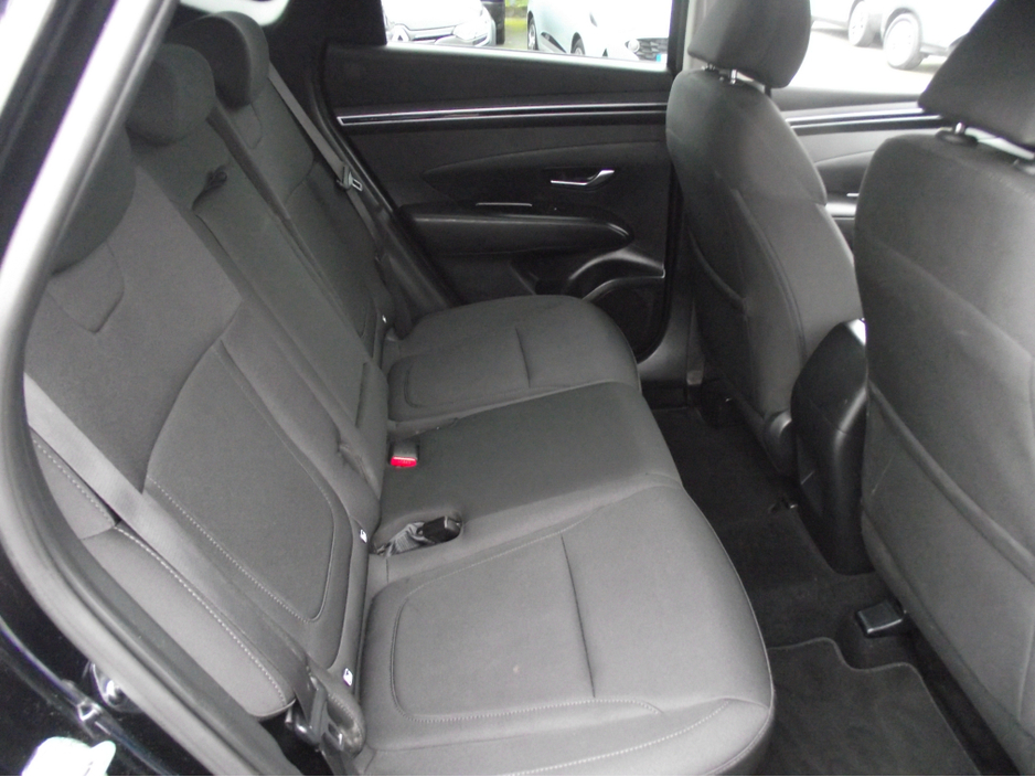 2021 Hyundai Tucson - image 9