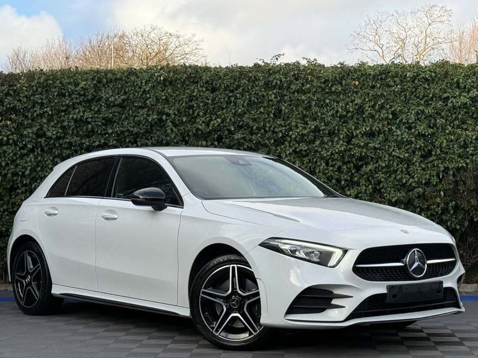 2022 Mercedes-Benz A Class A250e AMG-LINE 1.3 HYBRID // DIGITAL CLUSTER // AMBIENT LIGHTING // HEATED AMG-LINE SPORT SEATS €23,750