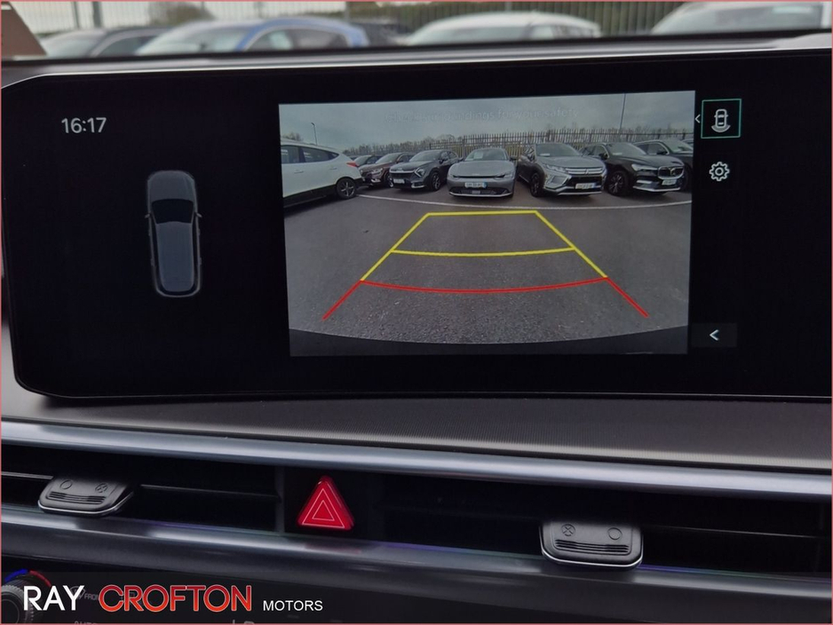 2024 Kia Sorento - image 17