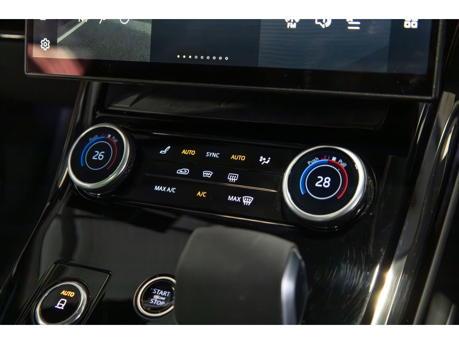 2023 Land Rover Range Rover Sport  €85,366