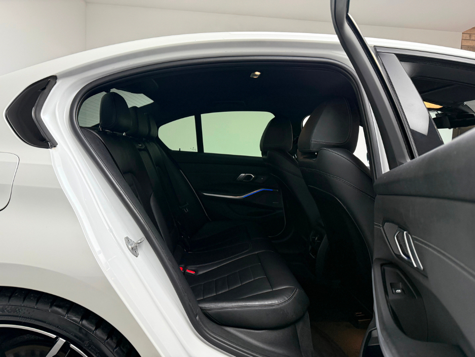 2019 BMW 3 Series 320D M SPORT €27,990