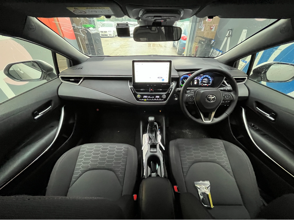 2025 Toyota Corolla - image 16