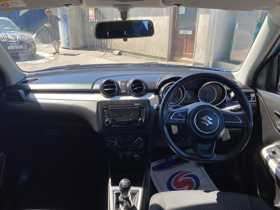 2021 Suzuki Swift - image 12