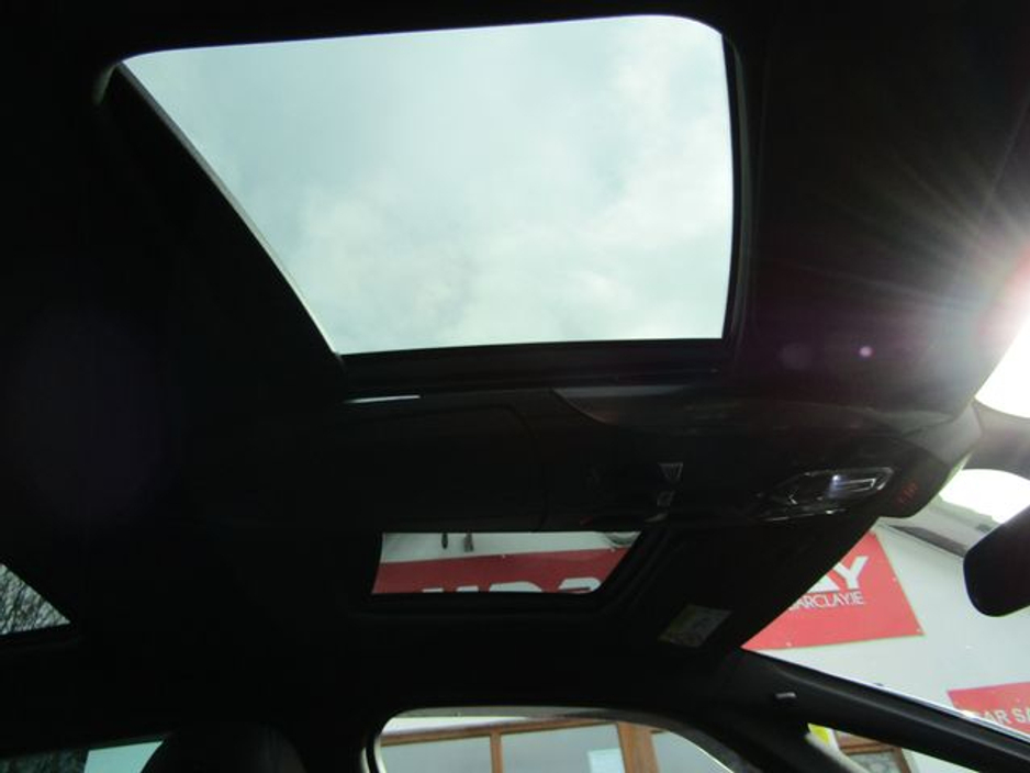 2015 DS Automobiles DS 5 - image 30