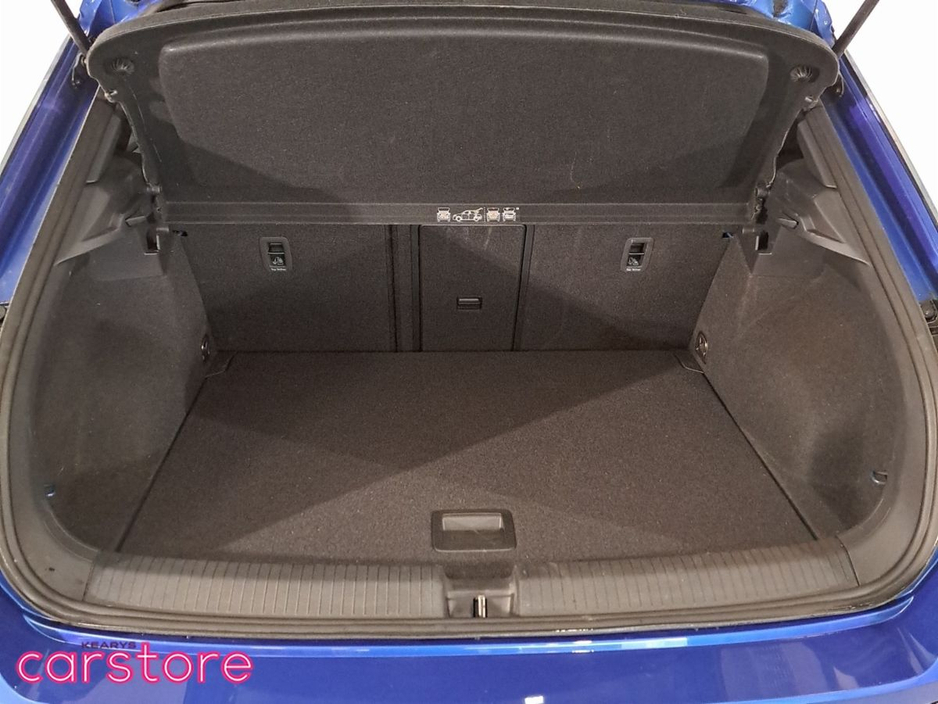 2021 Volkswagen T-Roc - image 18