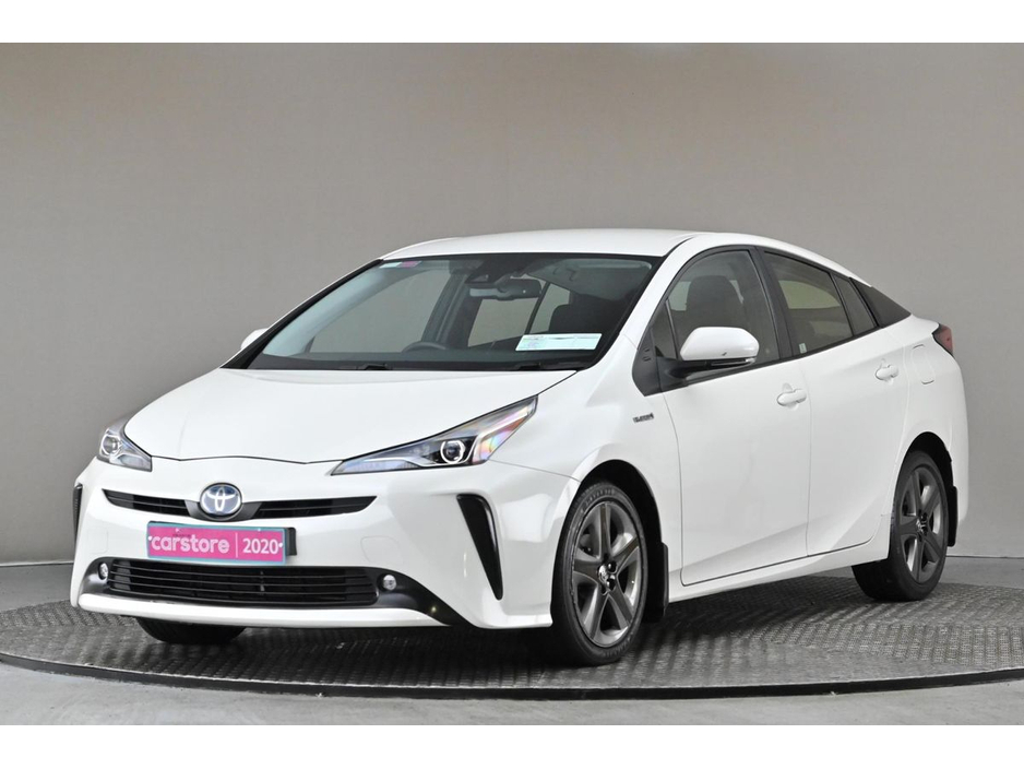 2020 Toyota Prius - image 3