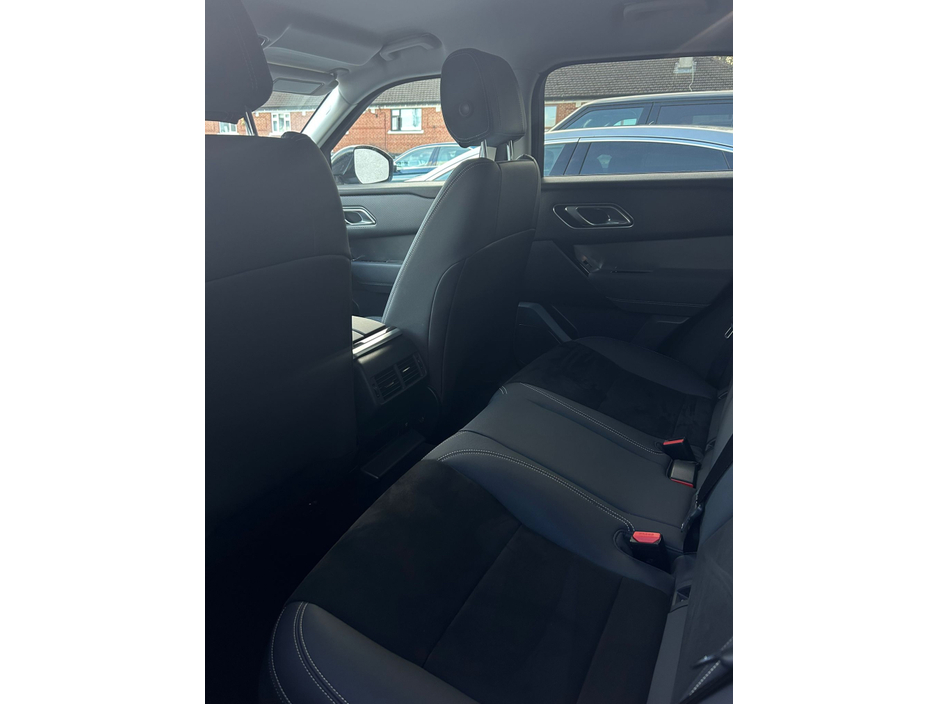 2018 Land Rover Range Rover Velar - image 12