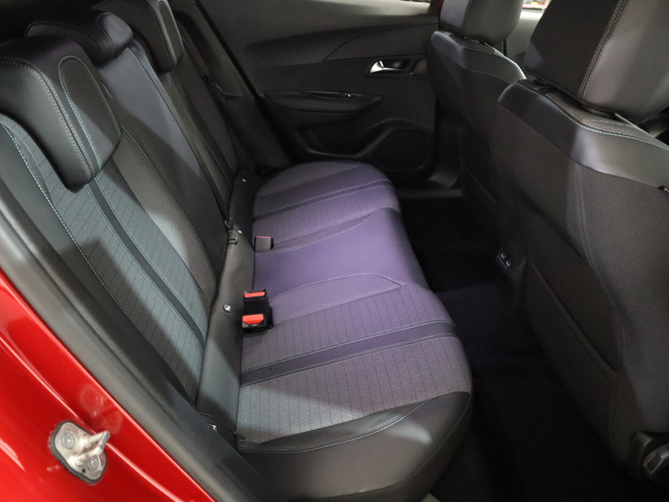2023 Peugeot 2008 - image 26