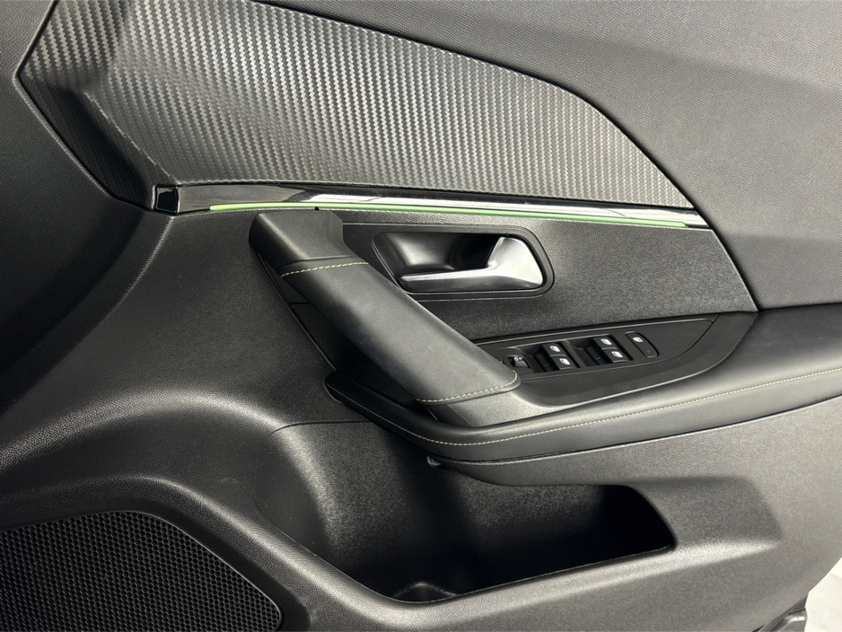 2023 Peugeot 2008 GT EV**DIGITAL DASH**MULTIFUNCTIONAL STEERING WHEEL**HALF LEATHER INTERIOR**FRONT HEATED SEATS**REVERSE CAMERA**PARKING SENSORS**TOUCH SCREEN MEDIA DISPLAY**BLUETOOTH**AMBIENT LIGHTING**17"ALLOYS** €19,995