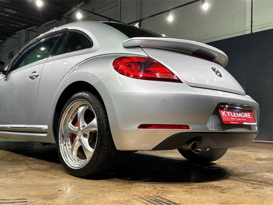 2016 Volkswagen Beetle LEATHER PACKAGE - 1.2 AUTOMATIC - REVERSE CAMERA €13,950