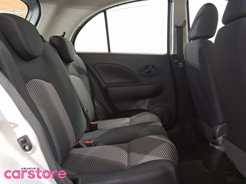 2020 Nissan March - image 13