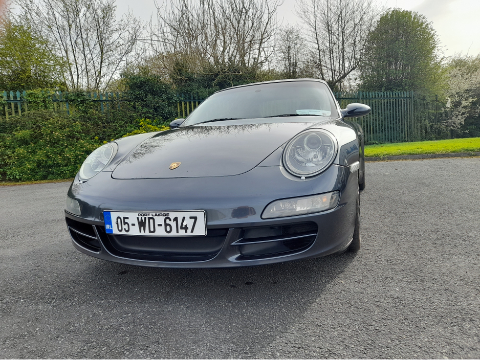 2005 Porsche 911 - image 5