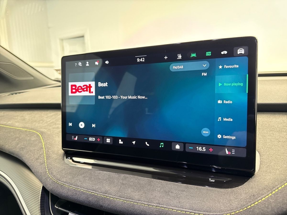 2025 Skoda Elroq - image 18