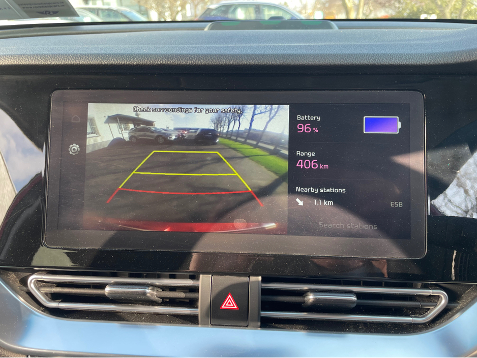 2022 Kia e-Niro - image 11