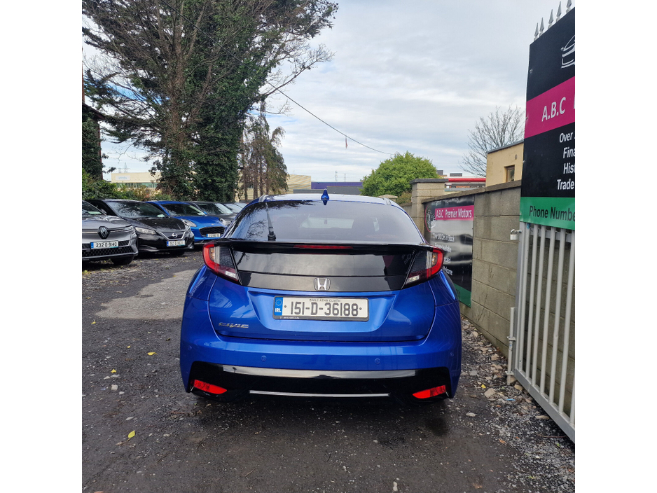 2015 Honda Civic - image 8