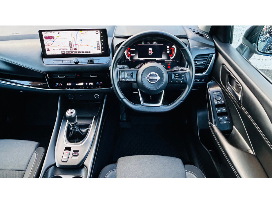 2023 Nissan Qashqai REVERSE CAMERA + REAR PARK SENSORS €27,995