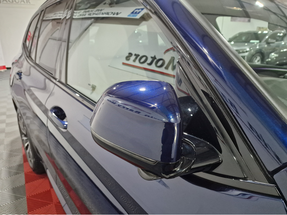 2022 BMW X3 30E M SPORT (PRO PACK / OYSTER LEATHER) X-DRIVE AUTOMATIC **ONE OWNER / TOP SPEC / 20" ALLOYS / APPLE CARPLAY / ADAPTIVE LED HEADLIGHTS / BMW M SEATBELTS / ELECTRIC BOOTLID /REVERSE CAMERA / SAT NAV** €49,900