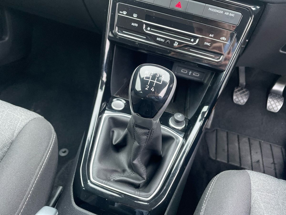 2025 Volkswagen T-Cross T-CROSS EDITION 75 1.0 M5F 95HP €27,975