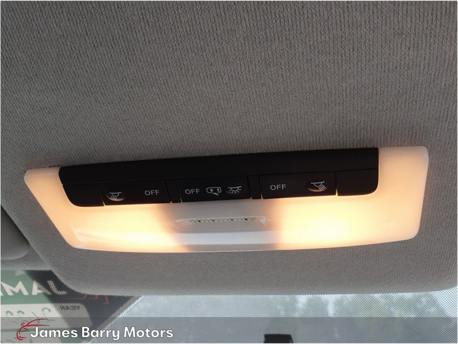 2022 Nissan Micra 1.0T SV CVT €17,950