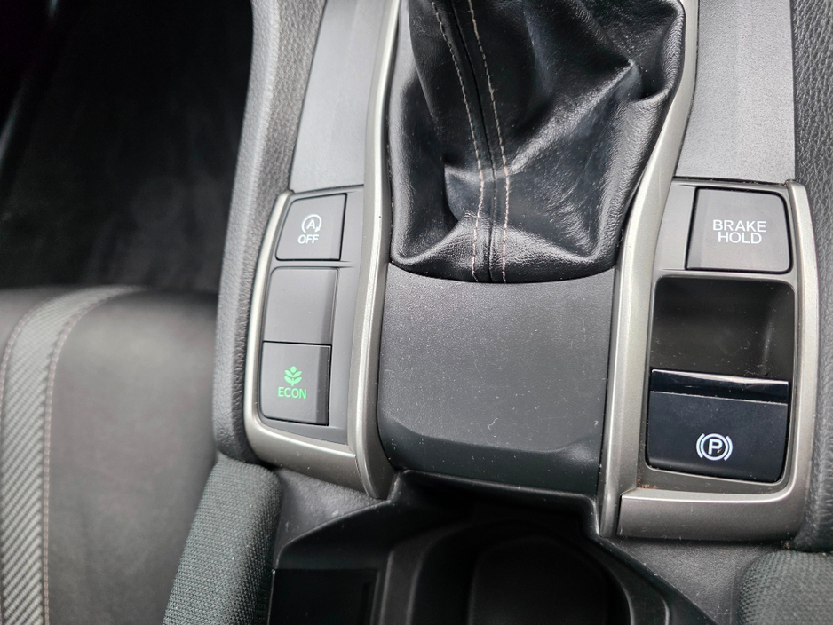 2019 Honda Civic - image 13