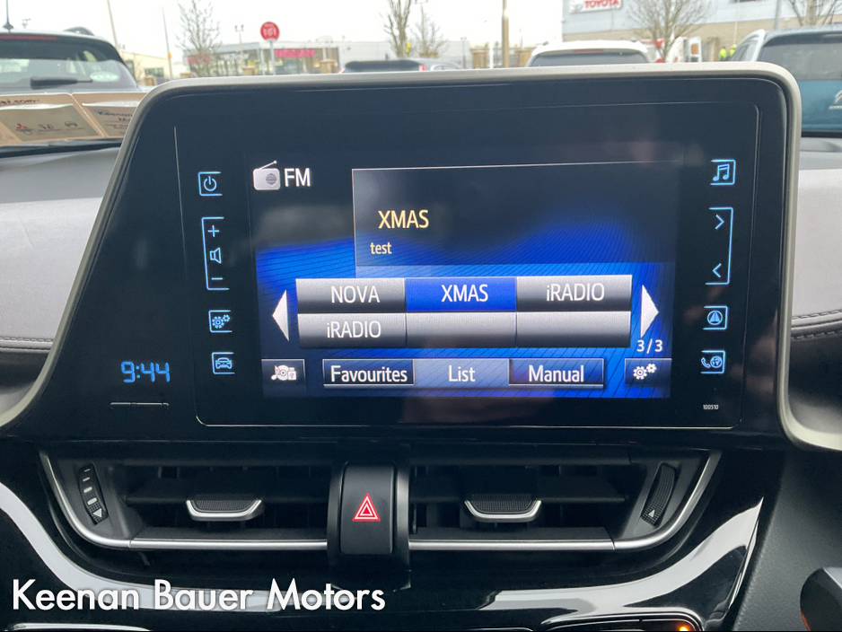 2018 Toyota C-HR HYBRID SOL 4DR AUTO €21,500