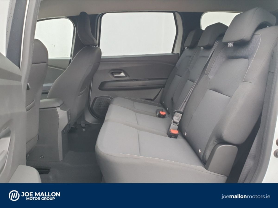 2026 Dacia Jogger - image 10