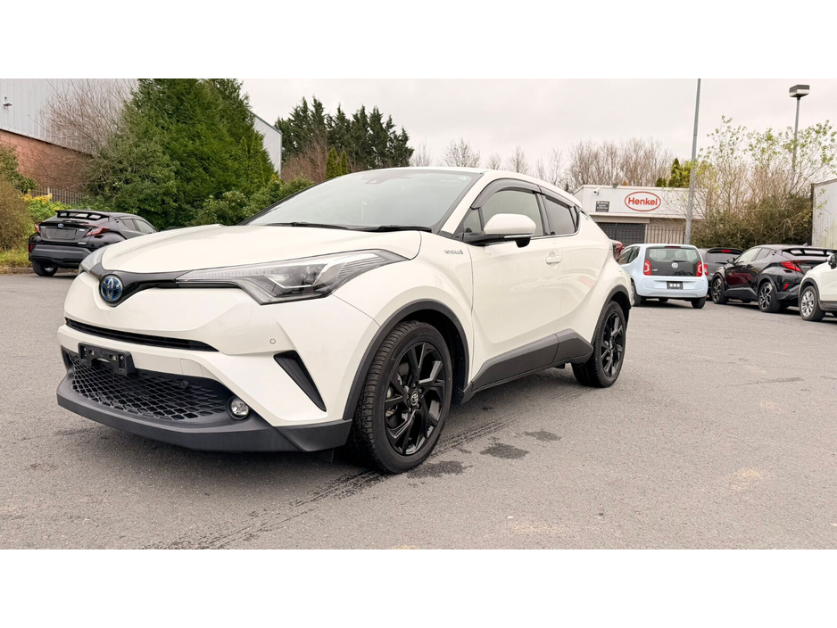 2019 Toyota C-HR 1.8 HYBRID LUNA €22,499